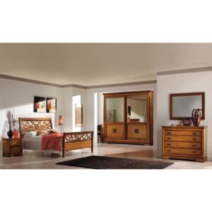 Camera da letto classica con specchi